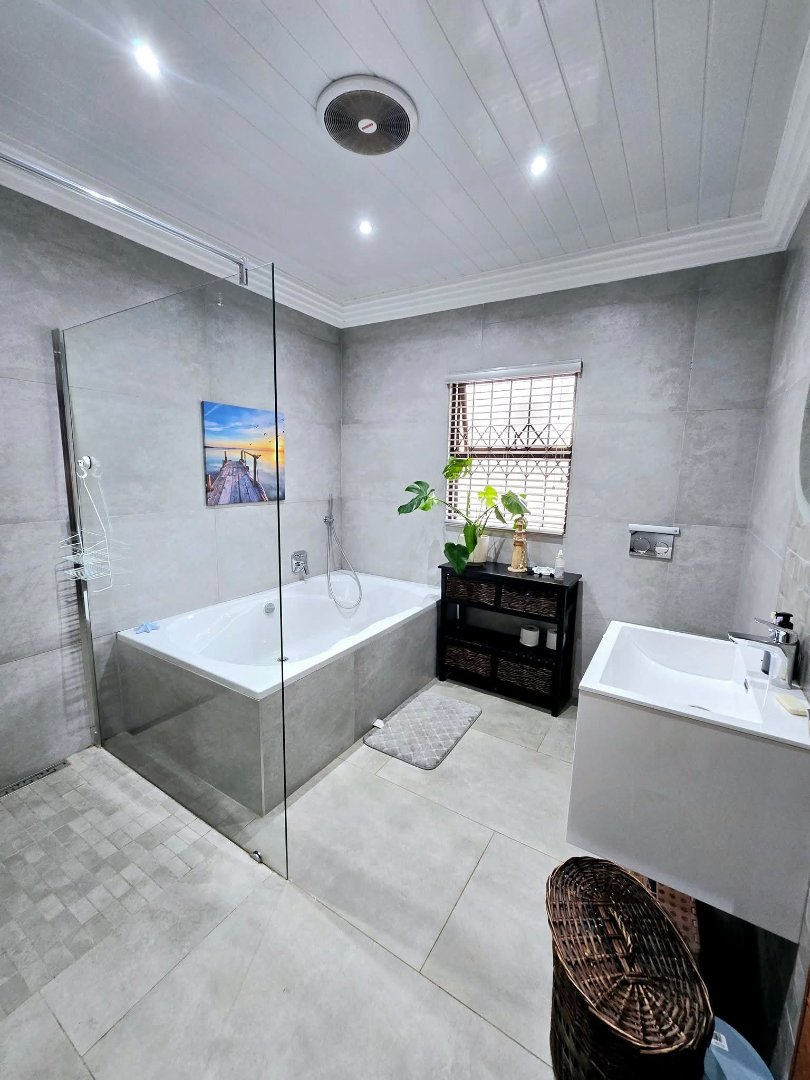 3 Bedroom Property for Sale in La Hoff North West